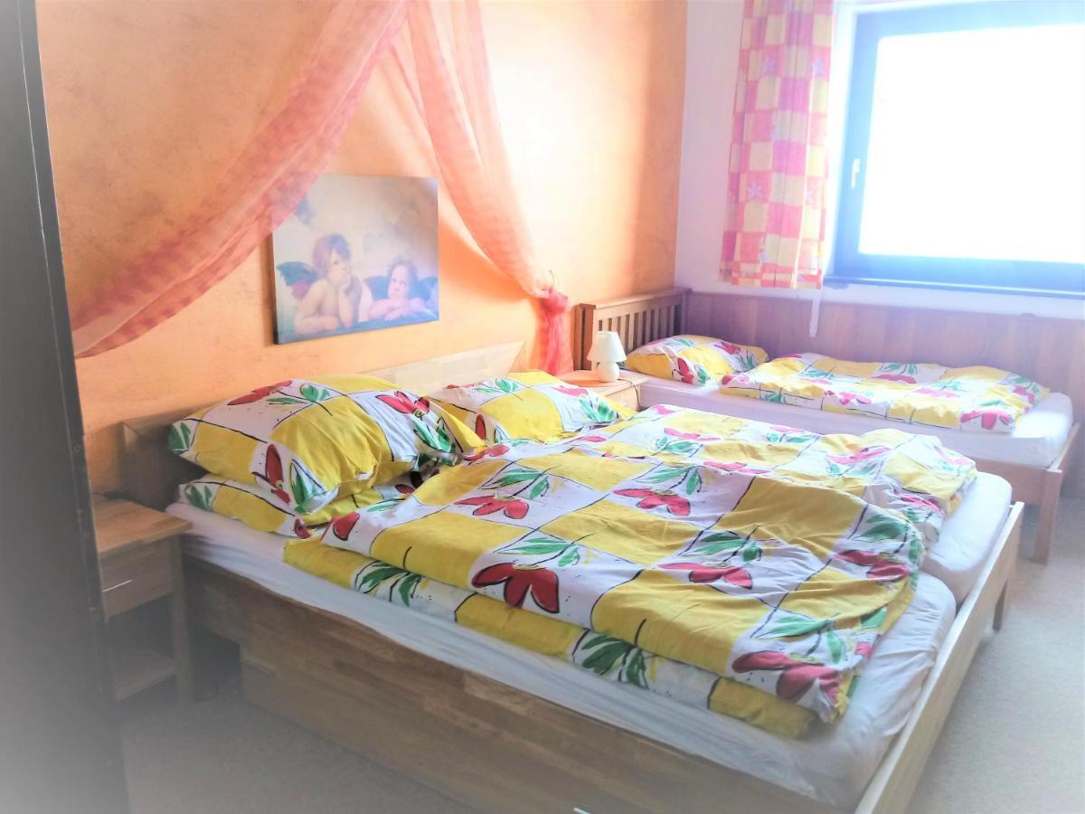 Almhaus Florian Apartman Treffen Kültér fotó