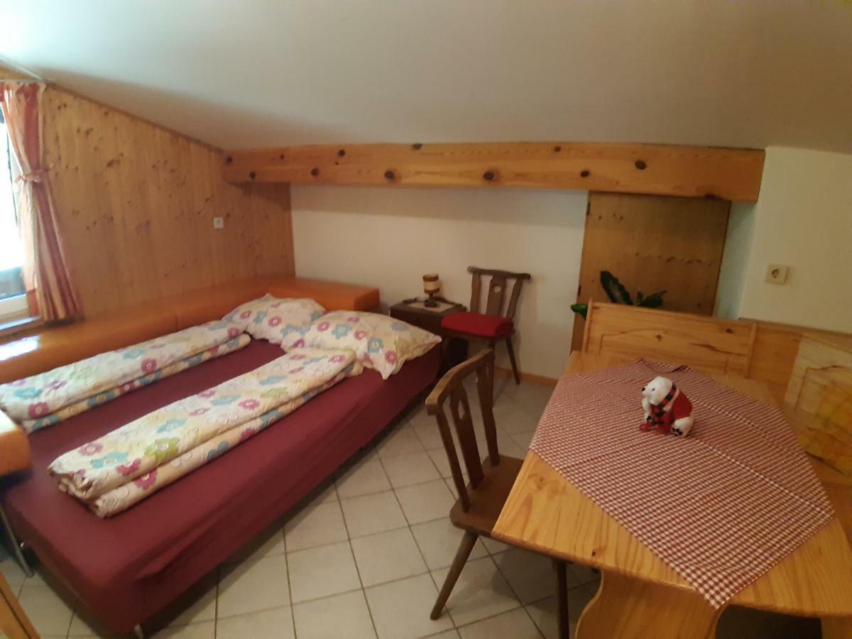 Almhaus Florian Apartman Treffen Kültér fotó